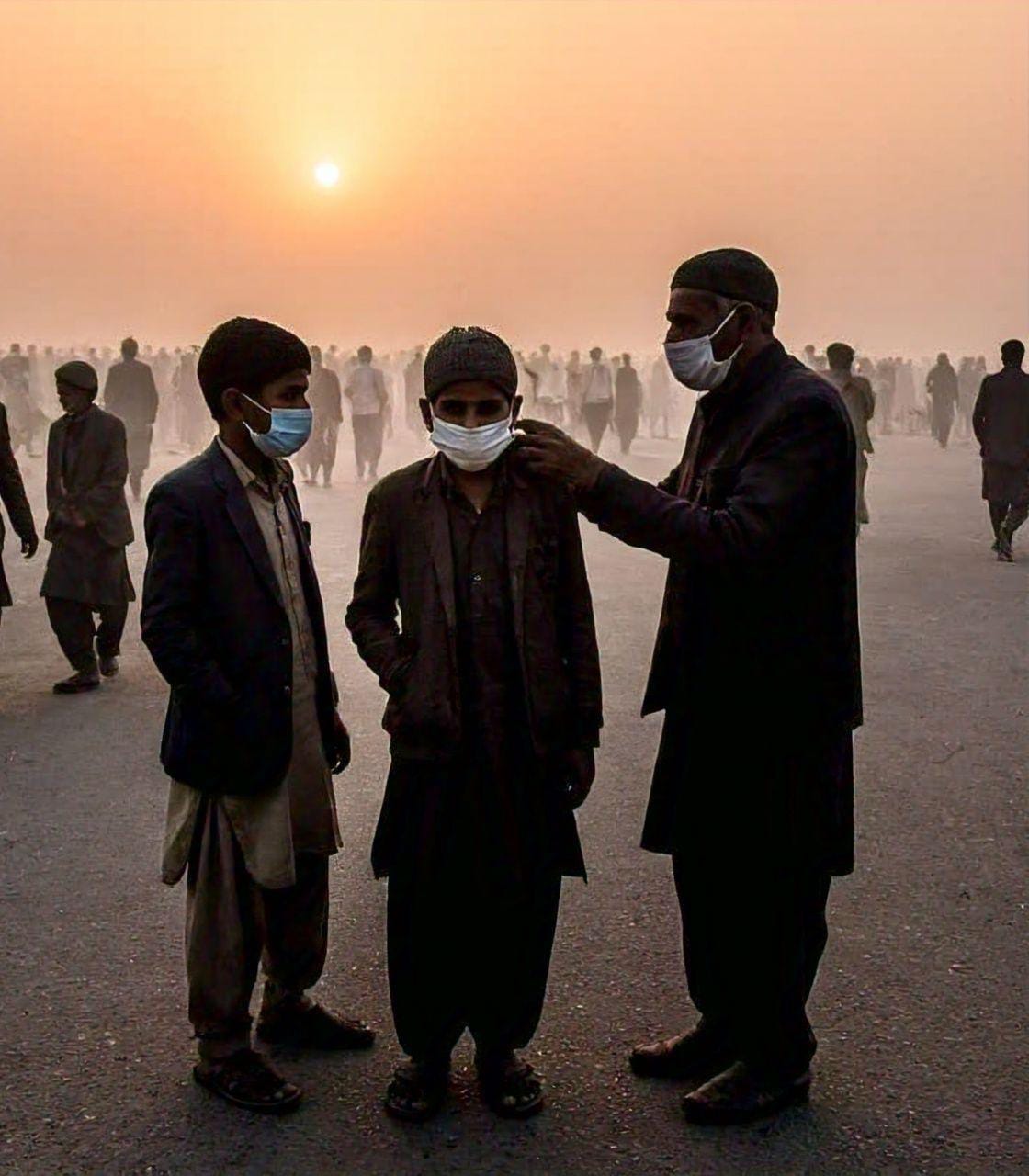 Breathing Crisis: Ecological Perspectives on Climate Change and Smog in Pakistan